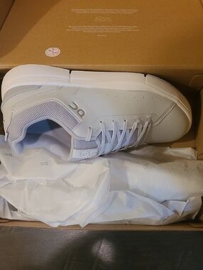 Youth The RogerOn Running Men's White Low-Top Sneakers